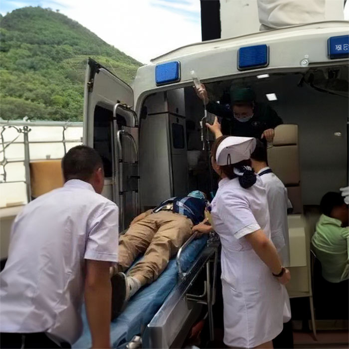 昆明私人救护车租车