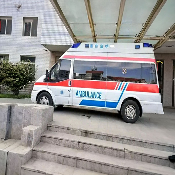 昆明出租救护车