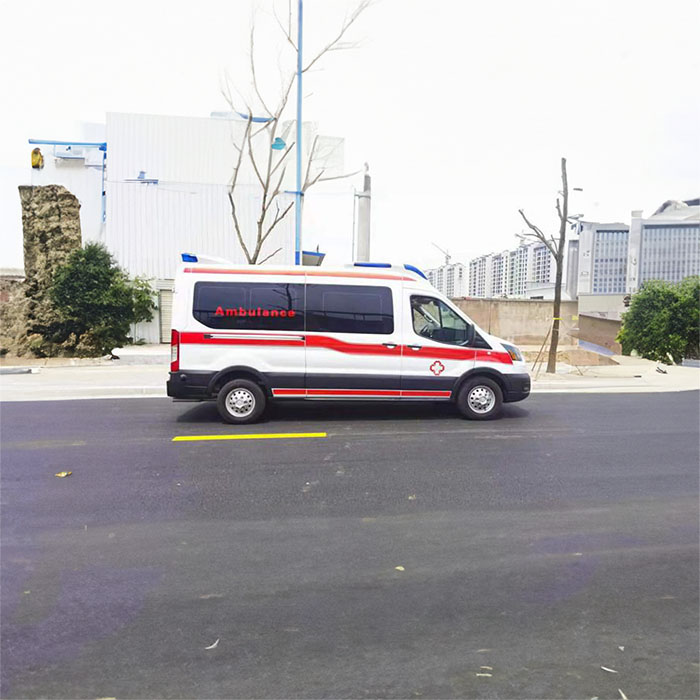 昆明私人救护车出租电话
