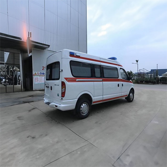 昆明私人救护车租车费用