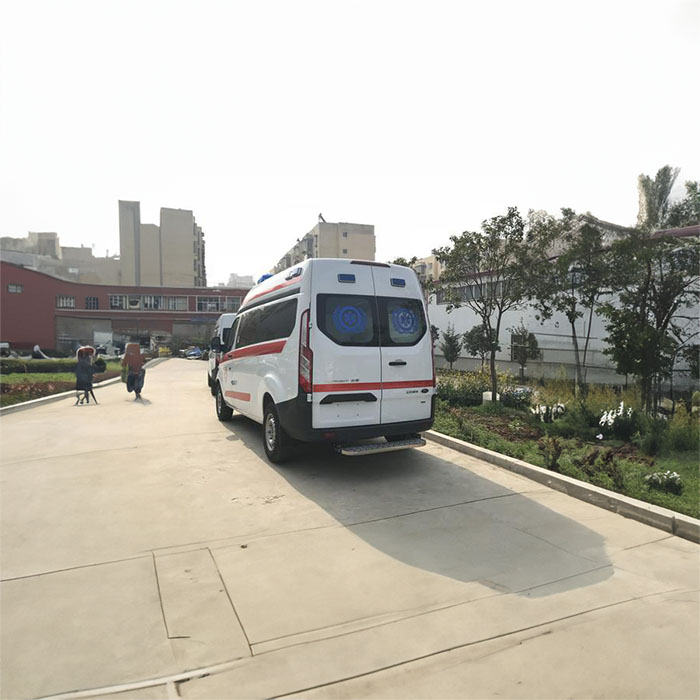 昆明急救车租车多少钱