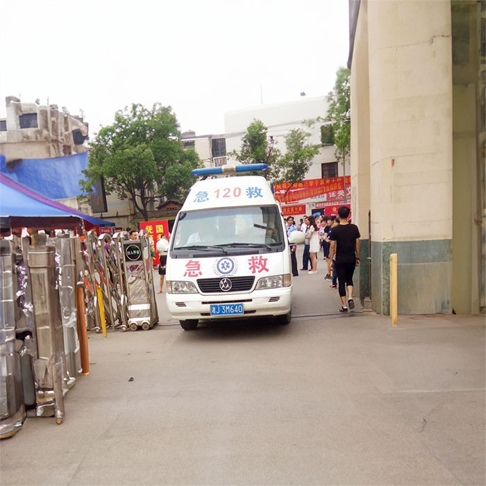 昆明私人救护车租车