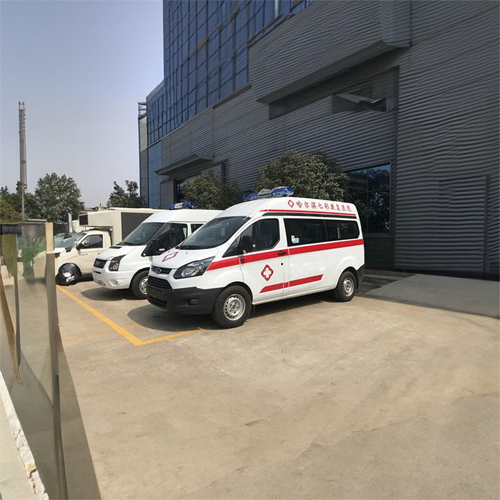 昆明私人救护车租车电话号码