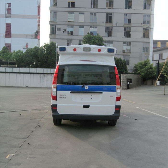 昆明私人救护车租车电话号码