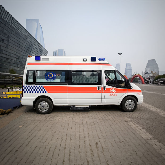 昆明急救车租车联系方式