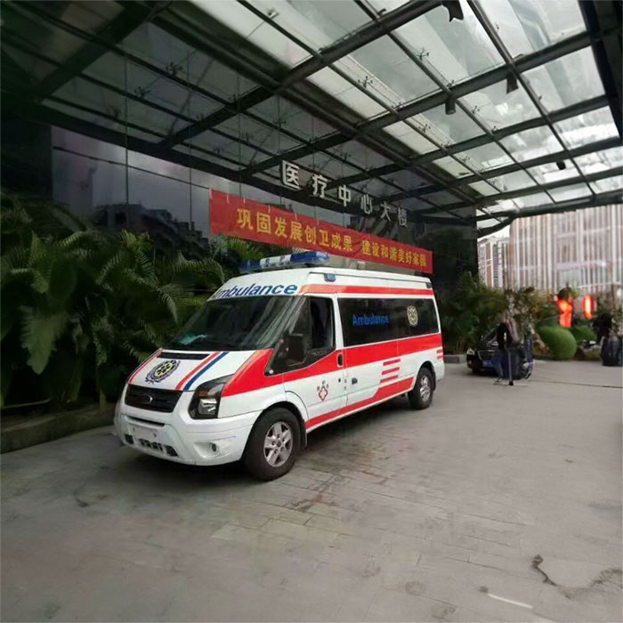 昆明出租救护车电话