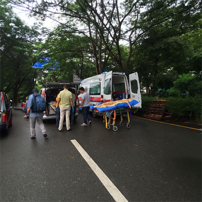 昆明私人救護車出租