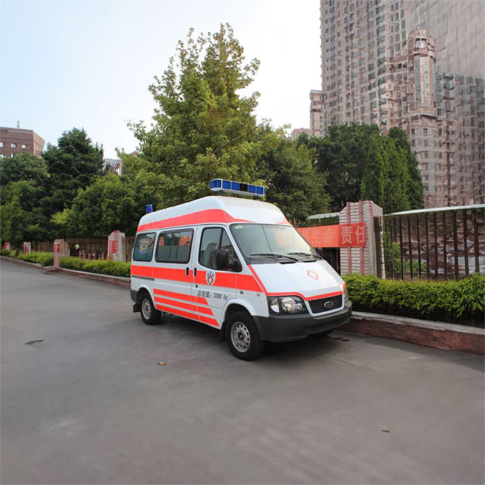 昆明出租急救车