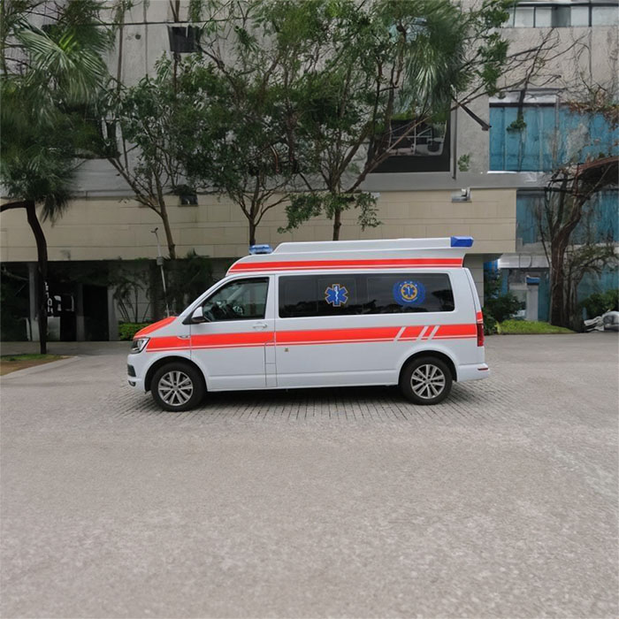 昆明出租急救车电话