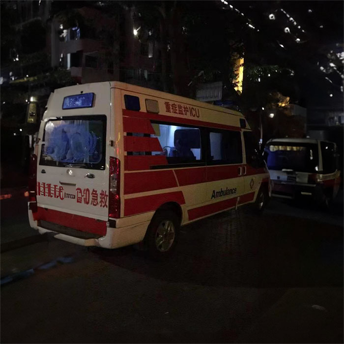 昆明私人救护车出租电话