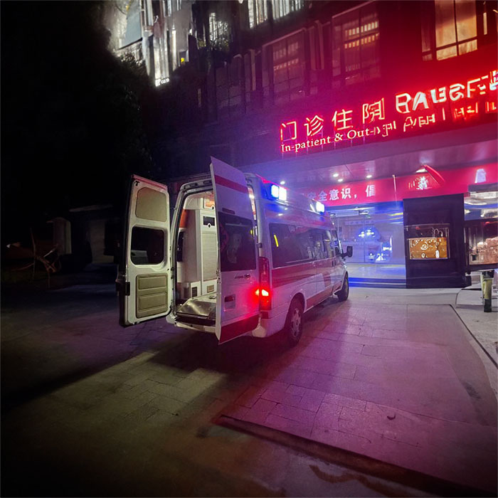 昆明租赁私人救护车联系方式
