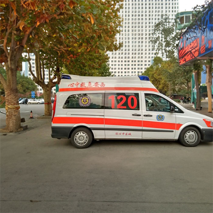 昆明出租急救车